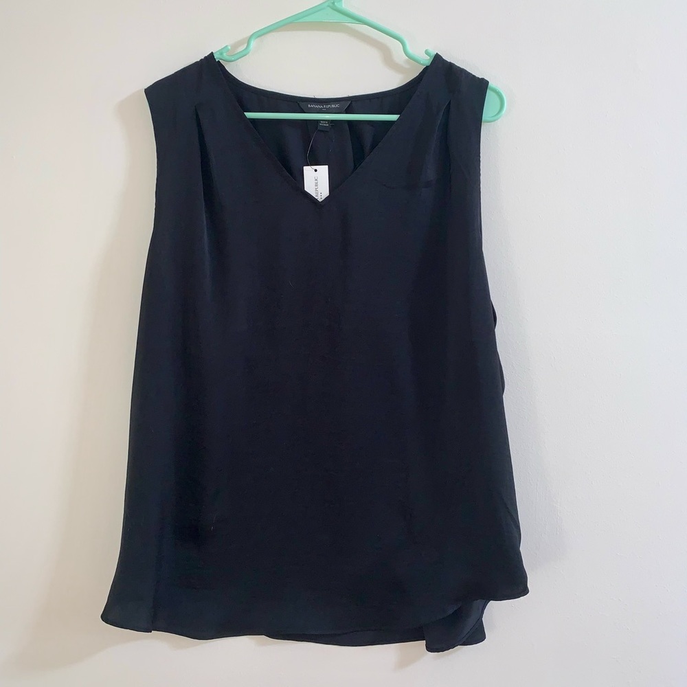 Black sleeveless top